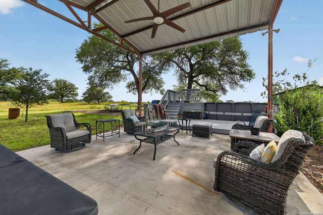 2937 RANCH TRAIL RD, San Antonio, TX 78264