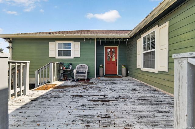 2937 RANCH TRAIL RD, San Antonio, TX 78264