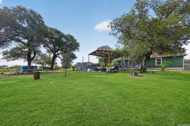 2937 RANCH TRAIL RD, San Antonio, TX 78264
