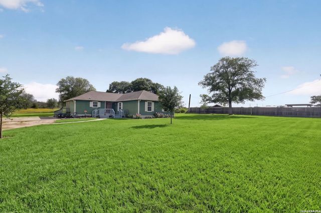 2937 RANCH TRAIL RD, San Antonio, TX 78264