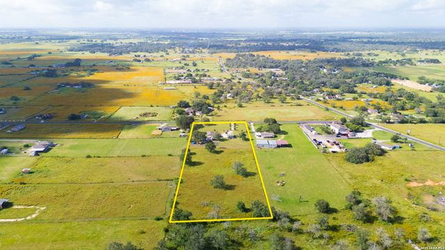 2937 RANCH TRAIL RD, San Antonio, TX 78264