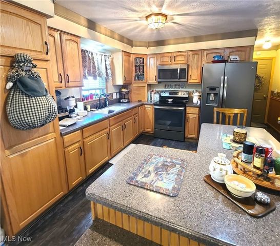 301 William Street, Yorkville, OH 43971