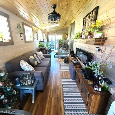 301 William Street, Yorkville, OH 43971