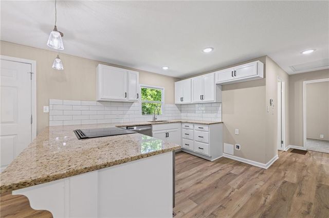 6004 N Tracy Avenue, Kansas City, MO 64118