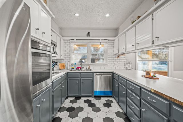 8012 Raleigh Avenue, Lubbock, TX 79424