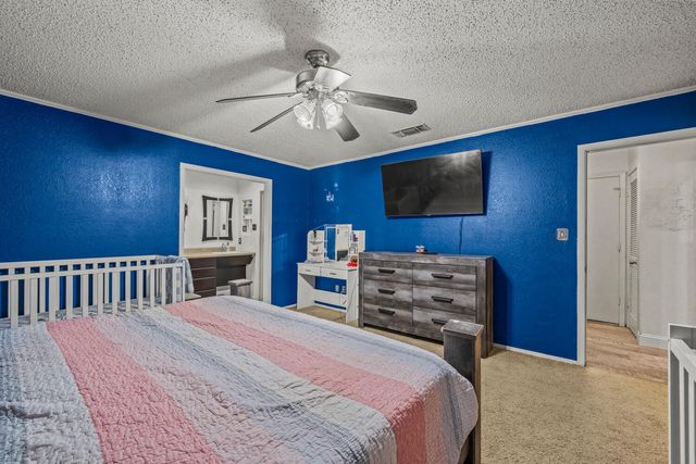 8012 Raleigh Avenue, Lubbock, TX 79424