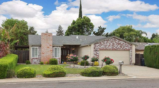 929 Kapareil Dr, Tracy, CA 95376