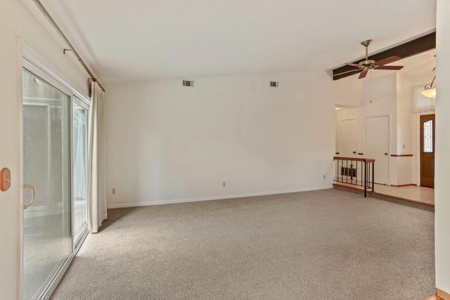 929 Kapareil Dr, Tracy, CA 95376