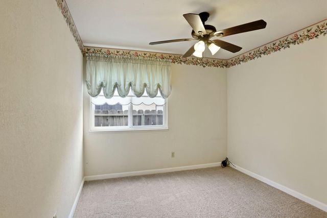 929 Kapareil Dr, Tracy, CA 95376