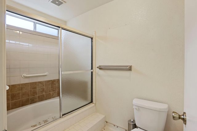 929 Kapareil Dr, Tracy, CA 95376