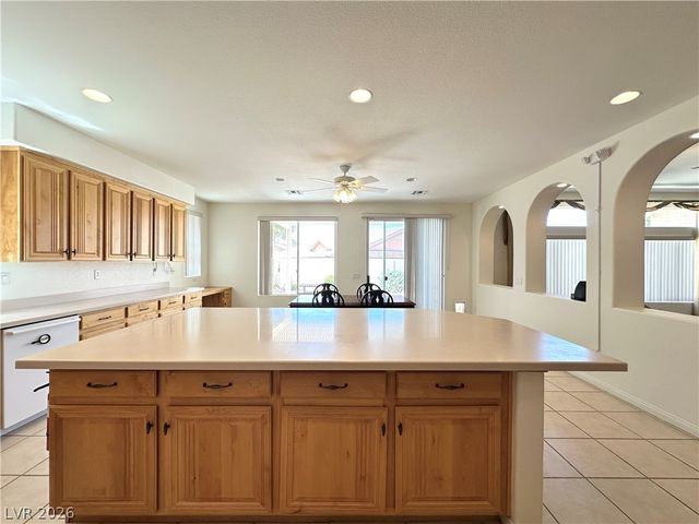 8228 Weeping Springs Avenue, Las Vegas, NV 89131