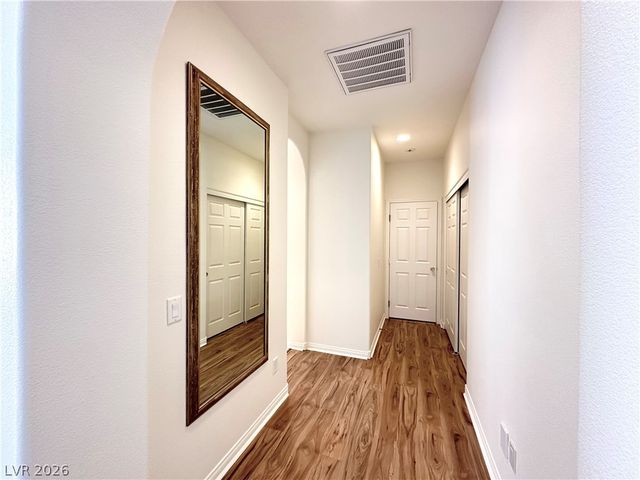 8228 Weeping Springs Avenue, Las Vegas, NV 89131