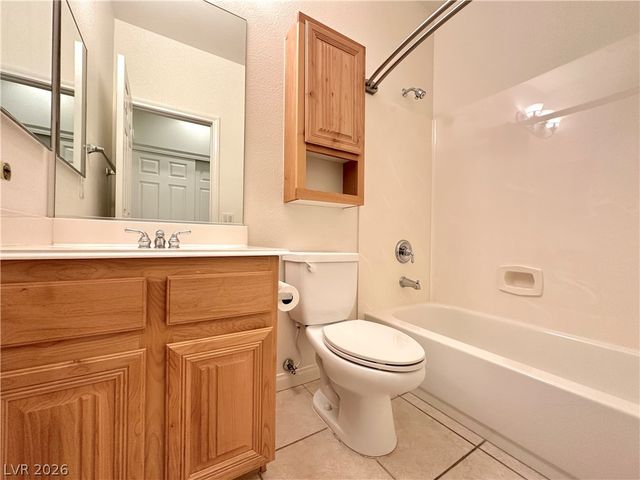 8228 Weeping Springs Avenue, Las Vegas, NV 89131
