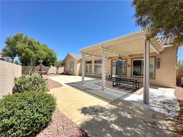 8228 Weeping Springs Avenue, Las Vegas, NV 89131