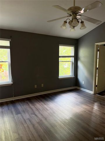7377 Little Oaks Drive, O'fallon, MO 63368
