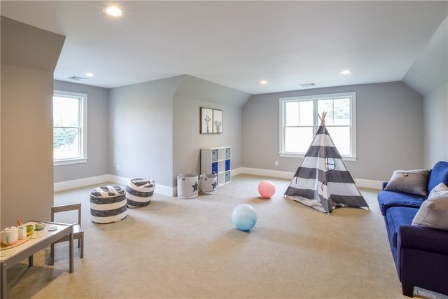 01 Crosswinds Drive, Charlestown, RI 02813