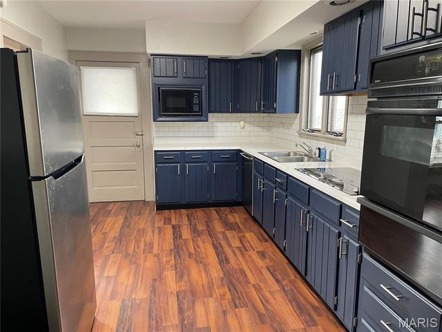 609 E Hauser Street, Litchfield, IL 62056