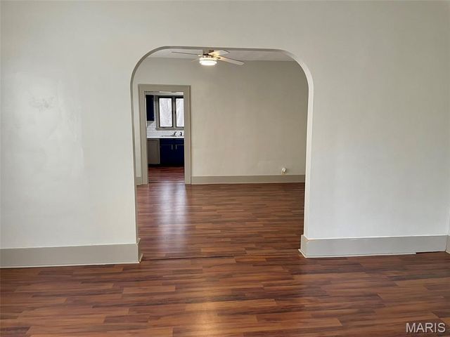 609 E Hauser Street, Litchfield, IL 62056