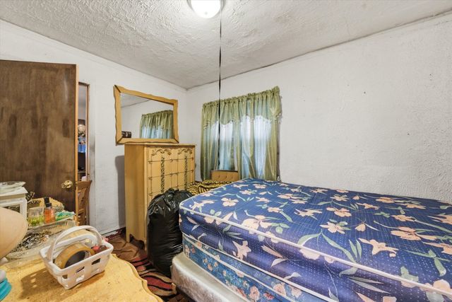 5950 S Marshfield Avenue, Chicago, IL 60636