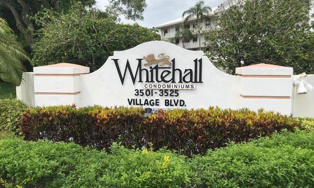 3826 Whitehall Drive 305, West Palm Beach, FL 33401