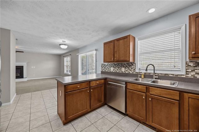 121 Jubilee Courts, Cameron, NC 28326