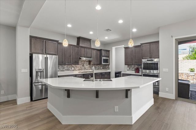 251 Castellari Drive, Las Vegas, NV 89138