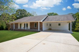 220 Wolfe Boulevard, Erin, TN 37061