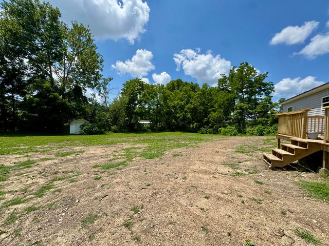 5783 Slate Lick Road, London, KY 40741