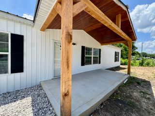 5783 Slate Lick Road, London, KY 40741