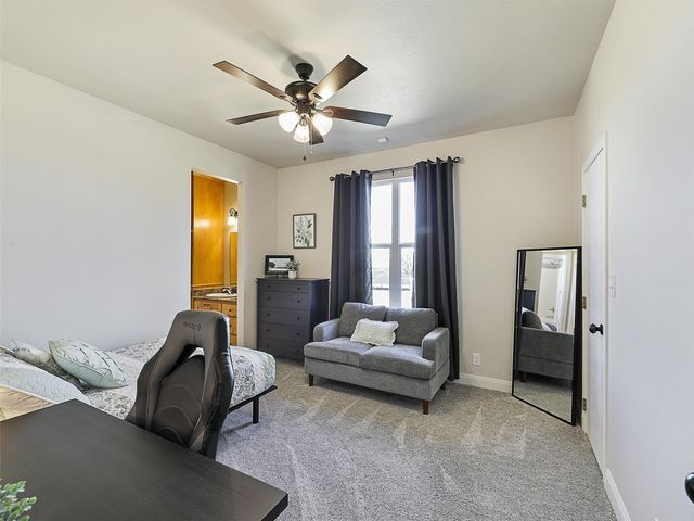 223 Miller Creek Lake Road, Paradise, TX 76073