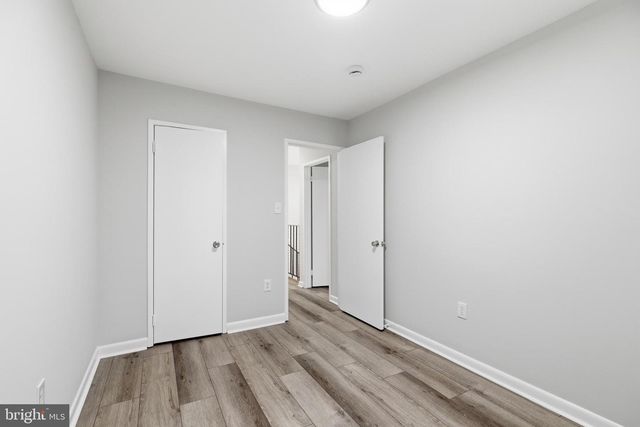 2006 HEADLANDS CIR, Reston, VA 20191