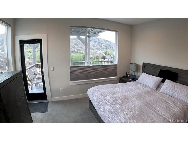 18416 Homestead Cir, Golden, CO 80401
