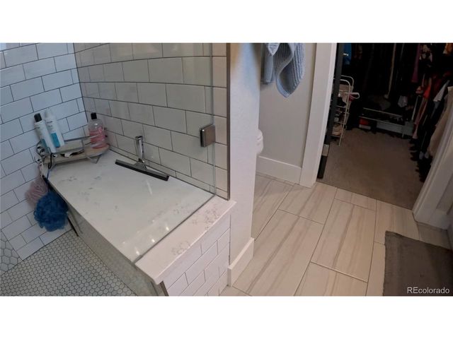 18416 Homestead Cir, Golden, CO 80401