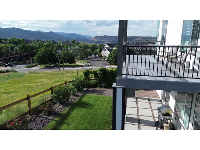 18416 Homestead Cir, Golden, CO 80401