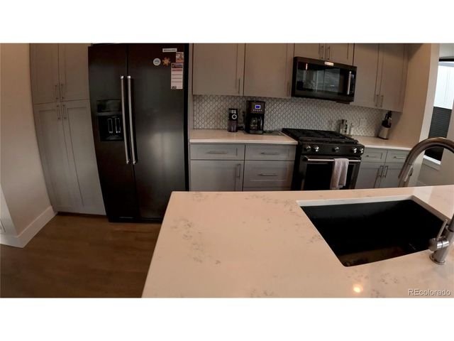 18416 Homestead Cir, Golden, CO 80401