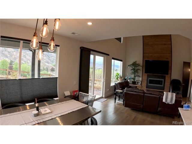18416 Homestead Cir, Golden, CO 80401