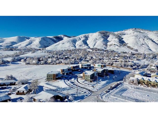 18416 Homestead Cir, Golden, CO 80401