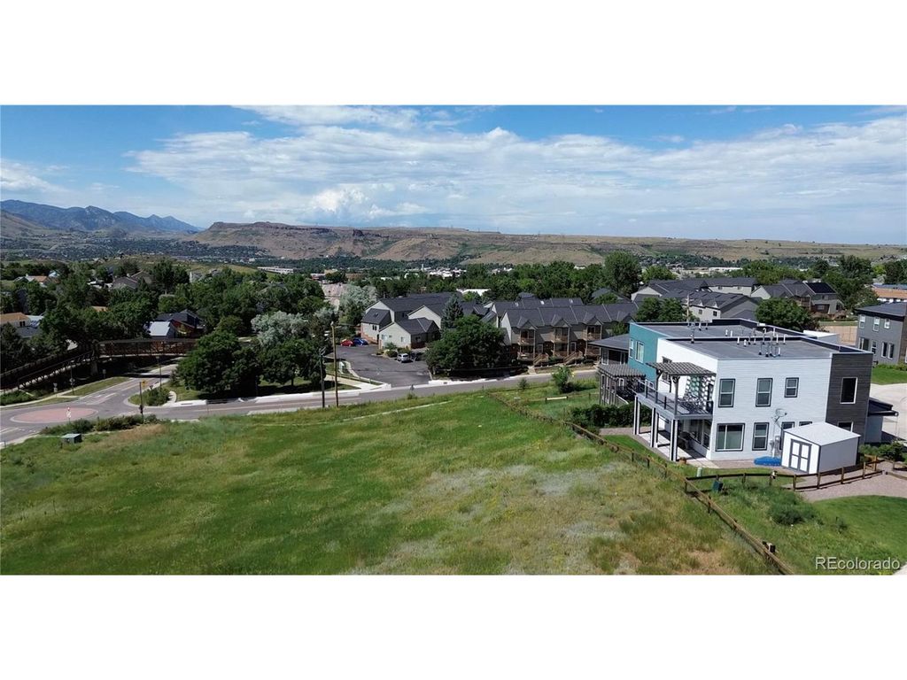 18416 Homestead Cir, Golden, CO 80401