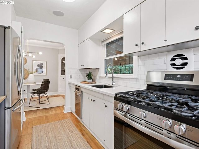 1515 Ne 57TH Ave, Portland, OR 97213