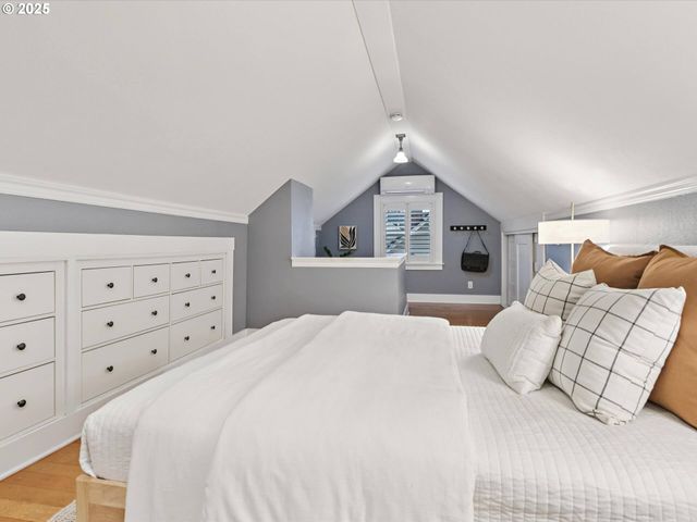 1515 Ne 57TH Ave, Portland, OR 97213