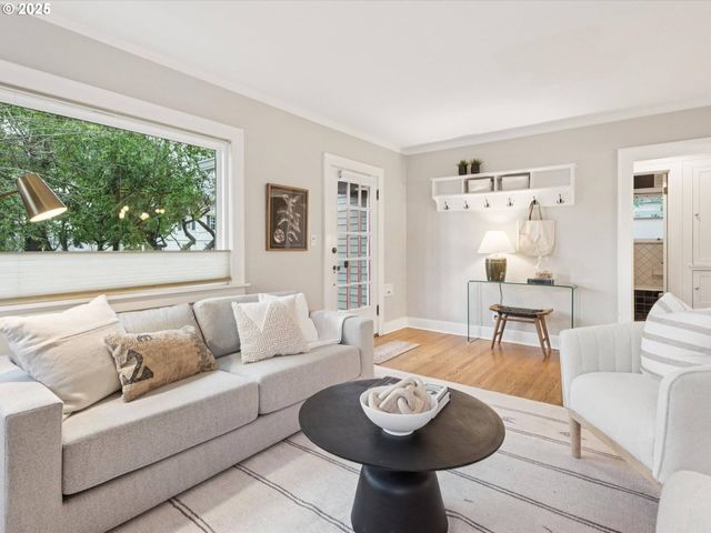 1515 Ne 57TH Ave, Portland, OR 97213