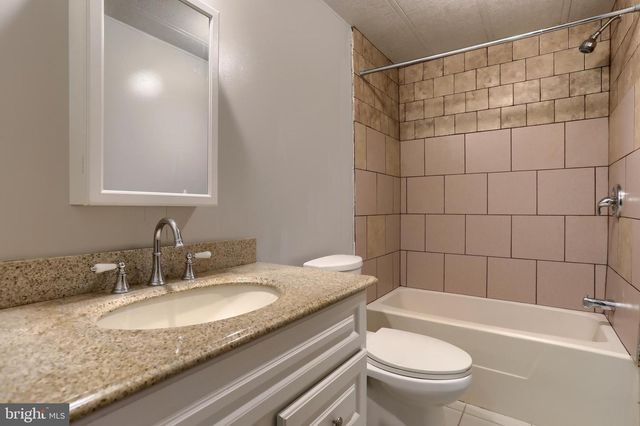 10 MISTY LANE, Middletown, PA 17057