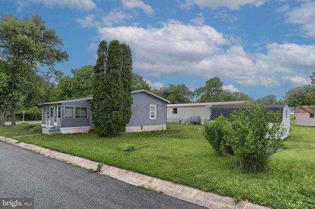 10 MISTY LANE, Middletown, PA 17057