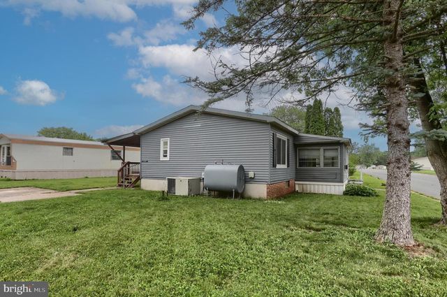 10 MISTY LANE, Middletown, PA 17057