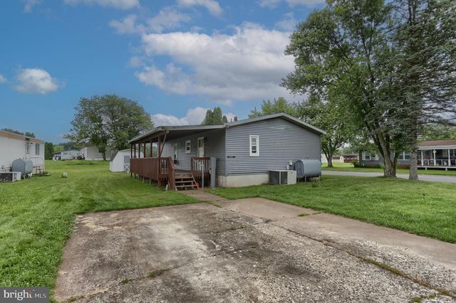 10 MISTY LANE, Middletown, PA 17057