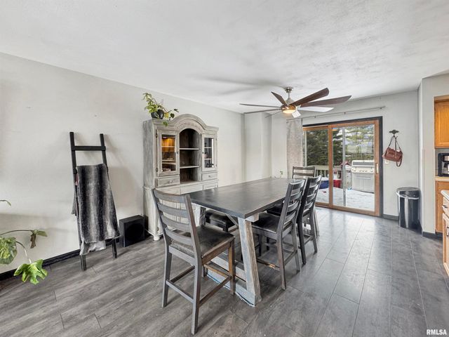 101 REGENT Court, East Peoria, IL 61611