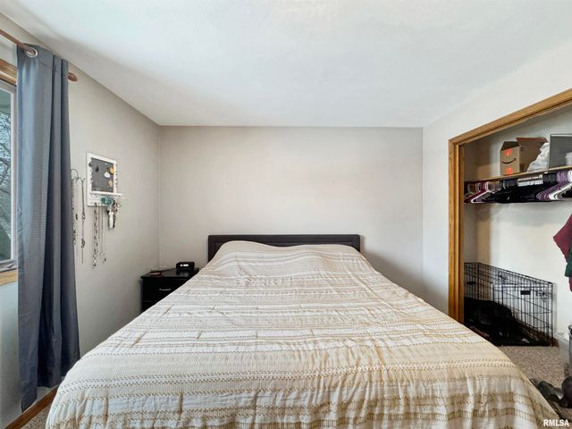 101 REGENT Court, East Peoria, IL 61611