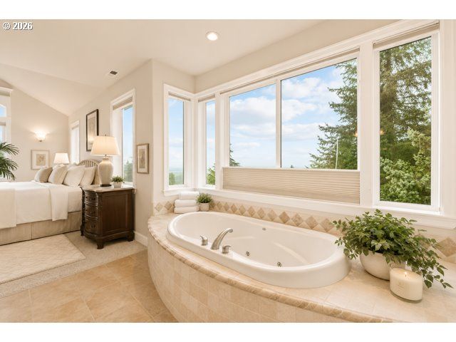 12207 Ne 241ST Ct, Brush Prairie, WA 98606
