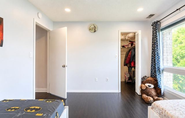 262 Willowbrook Drive, North Brunswick, NJ 08902