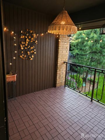262 Willowbrook Drive, North Brunswick, NJ 08902